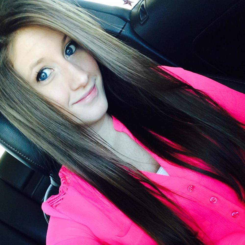 Meet your Posher, Corinne